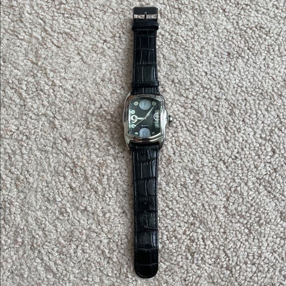 None Accessories - Elegant Black Leather Women's Watch